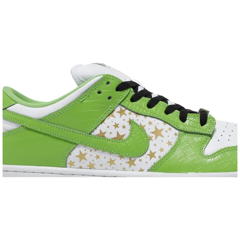 Nike SB Dunk Low Supreme Stars Mean Green (2021)