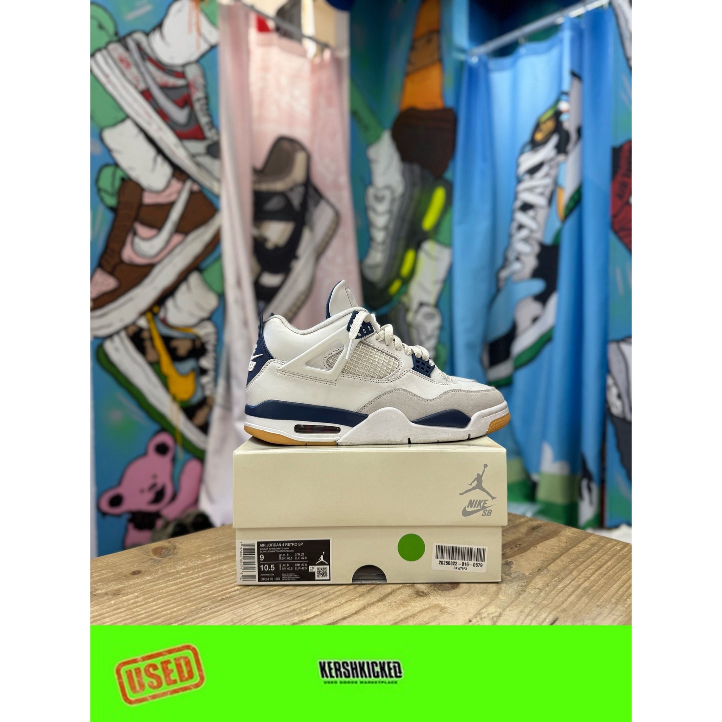 Jordan 4 SB Navy UK8