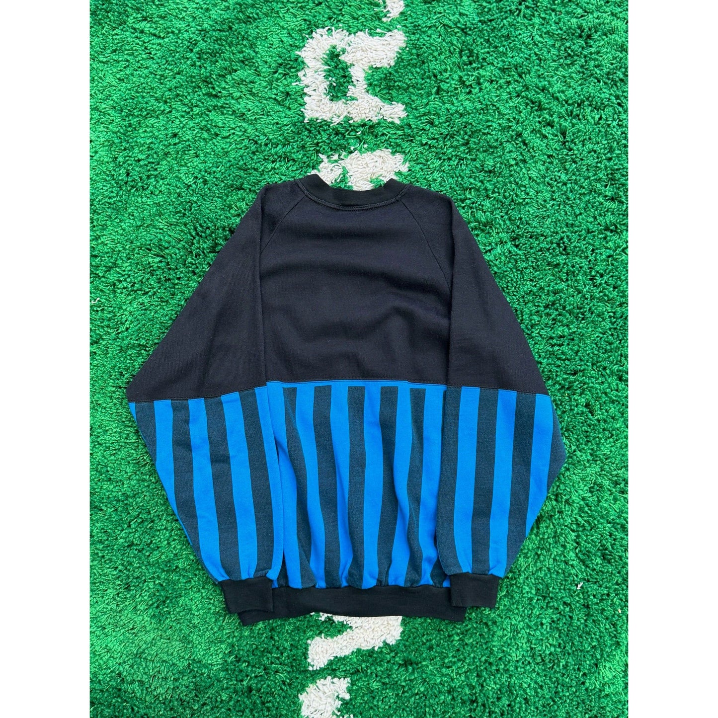 Inter Milan Le Felpe Dei Grande Club Sweatshirt 1990-1991 M by KershKits in Clothing. Available at KershKicks for £70.00. A must-have for fans of KershKits looking to elevate their style with this Kits.