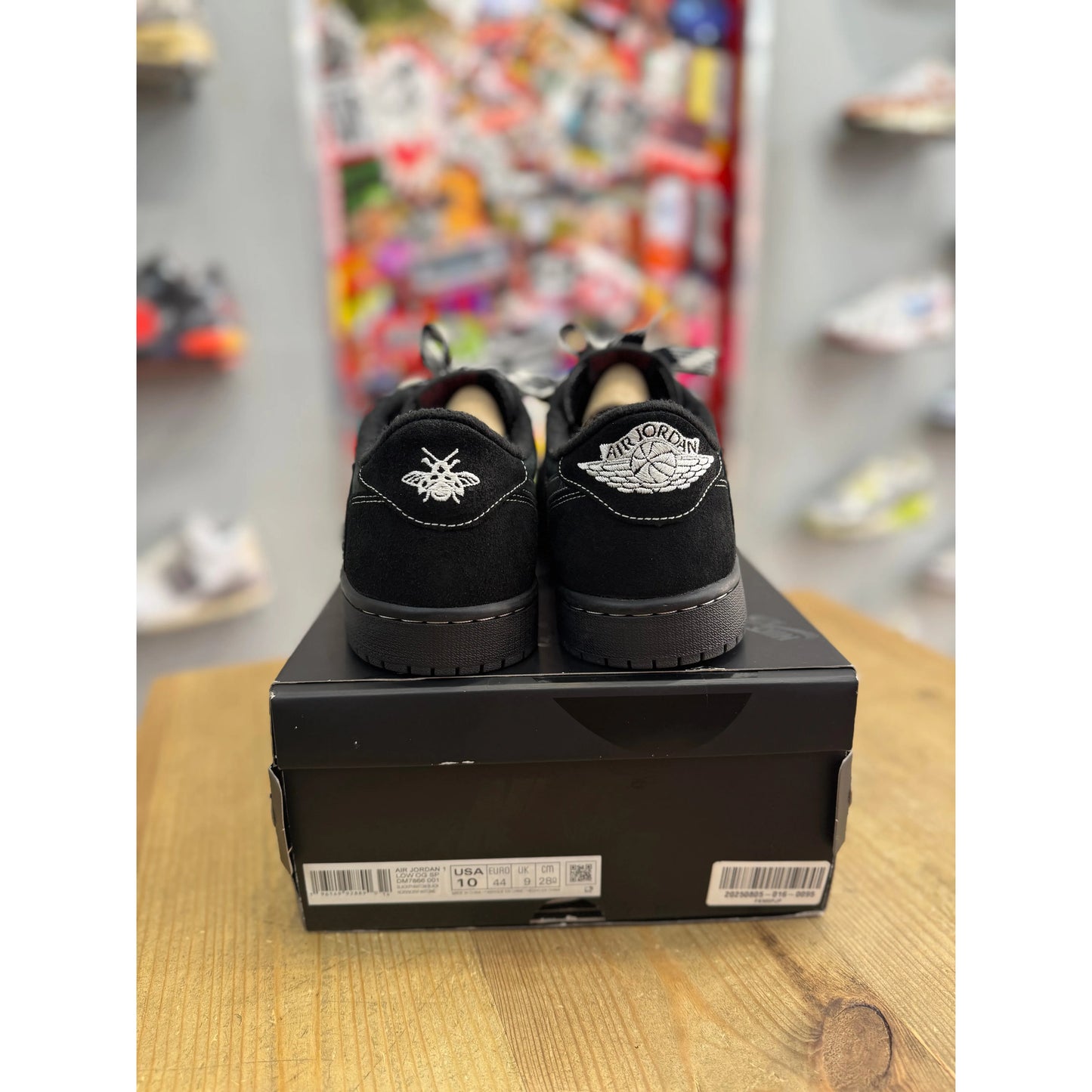 Jordan 1 Retro Low OG SP Travis Scott Black Phantom UK 9.
