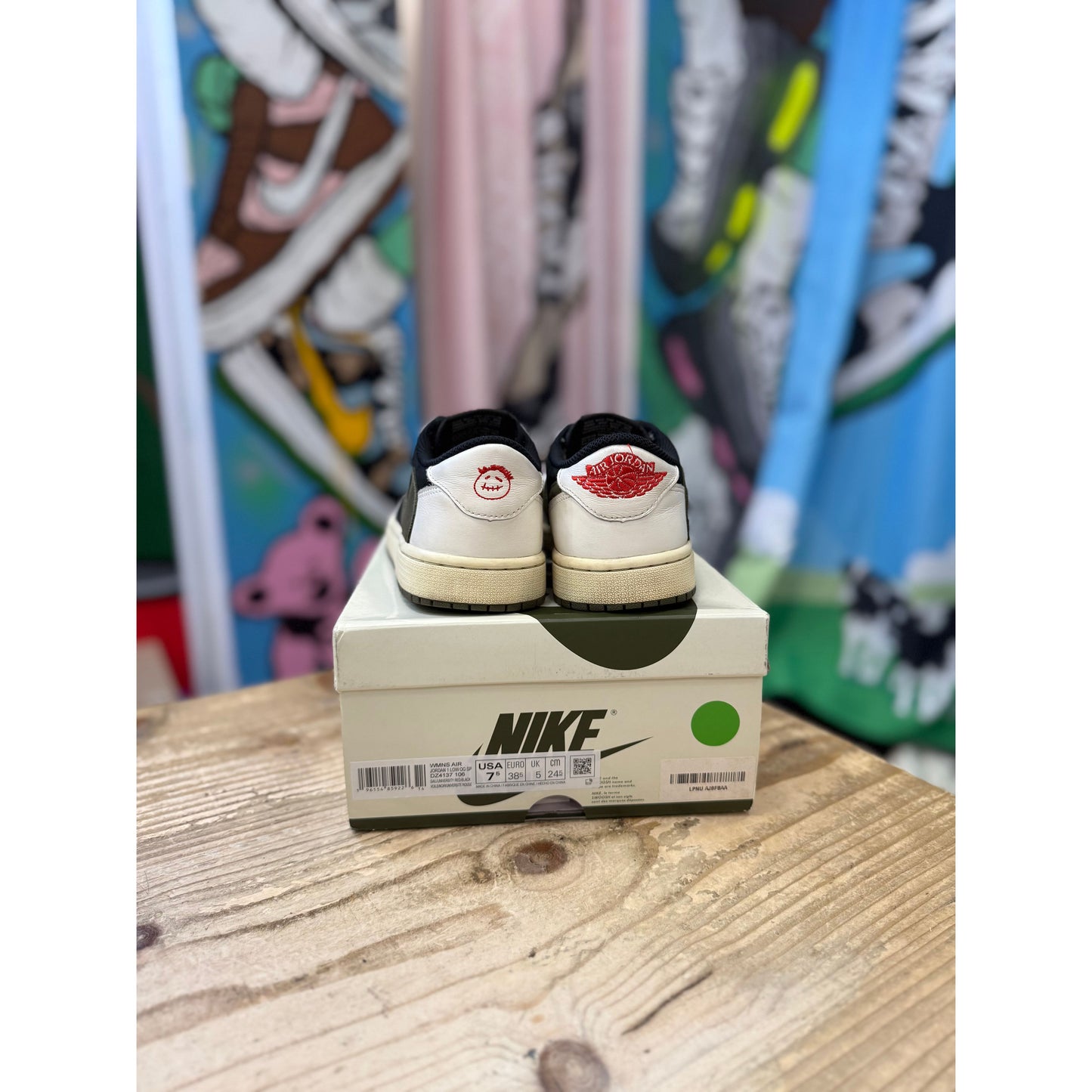 Jordan 1 Low Travis Scott Olive UK 5