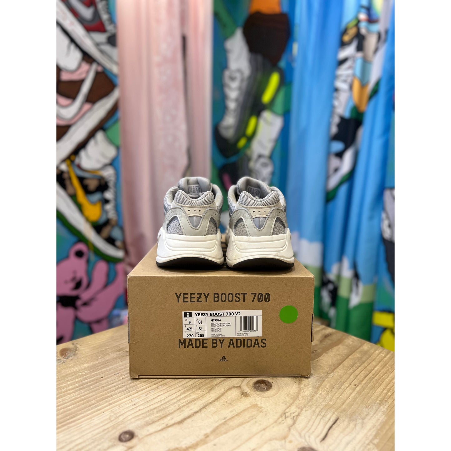 Yeezy 700 Cream UK8.5