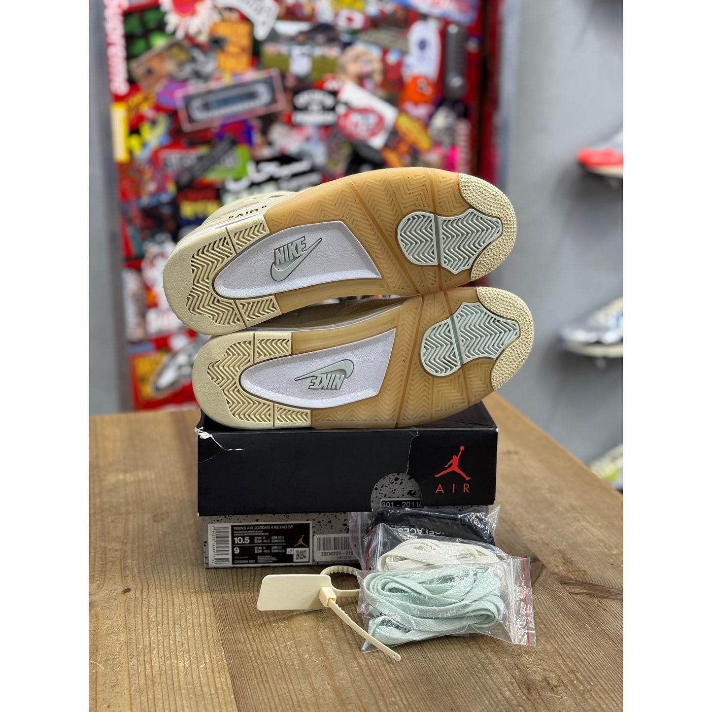 Jordan 4 Retro Off-White Sail UK 8