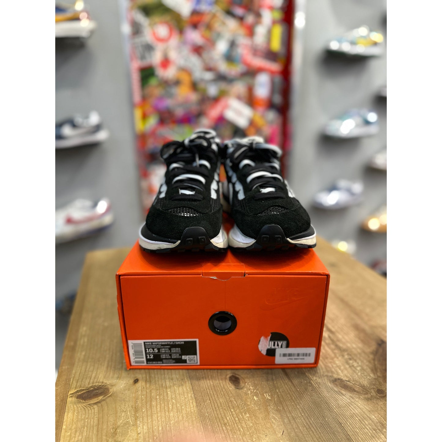 Nike Vaporwaffle sacai Black White UK 9.5
