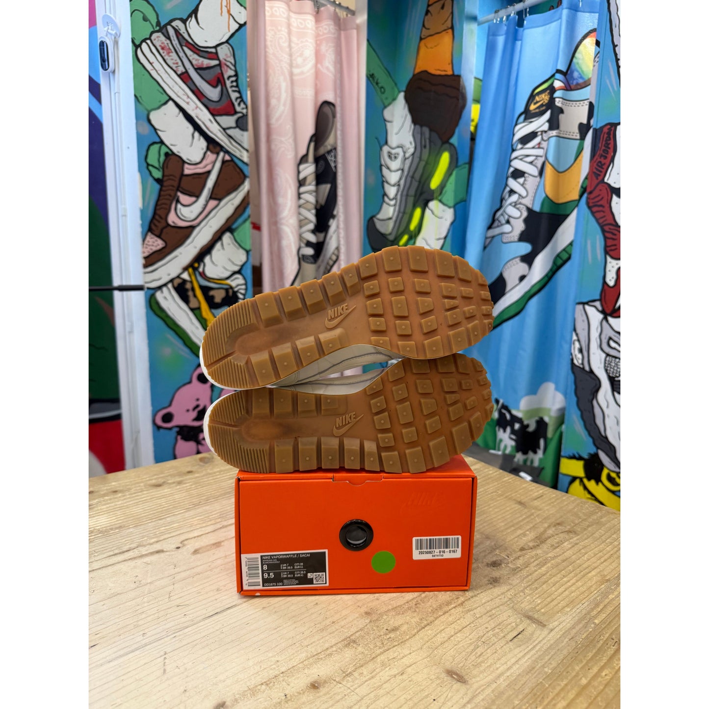 Nike Vaporwaffle Sacai Sail Gum UK 7
