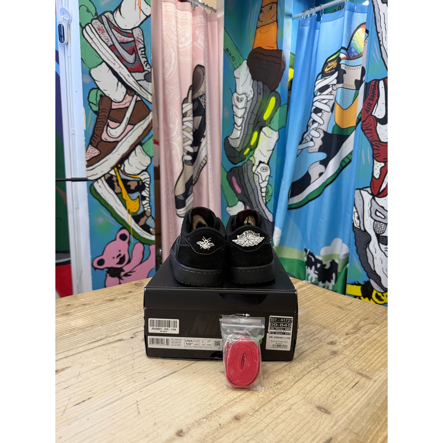 Jordan 1 Retro Low OG SP Travis Scott Black Phantom UK 9.5
