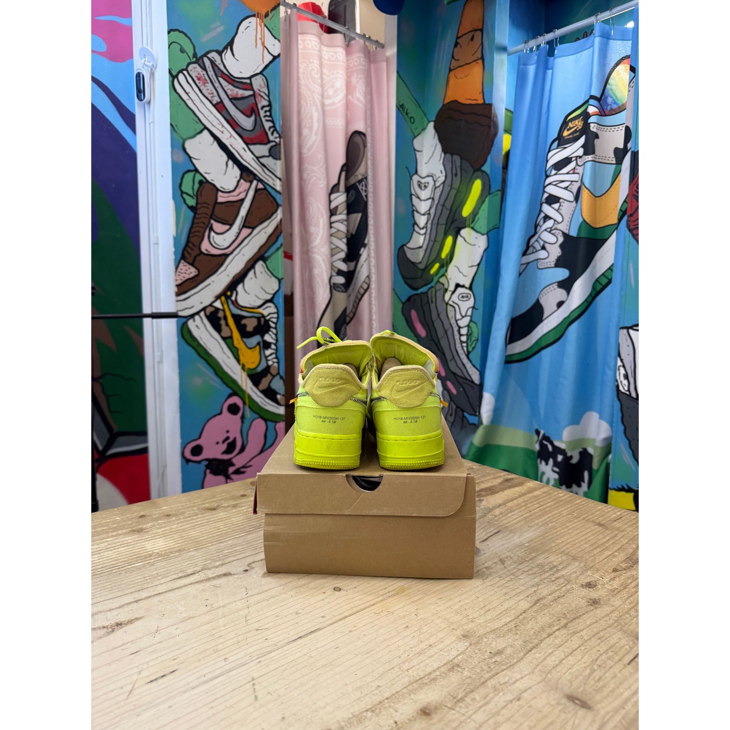 Nike Air Force 1 Low Off-White Volt UK 7.5