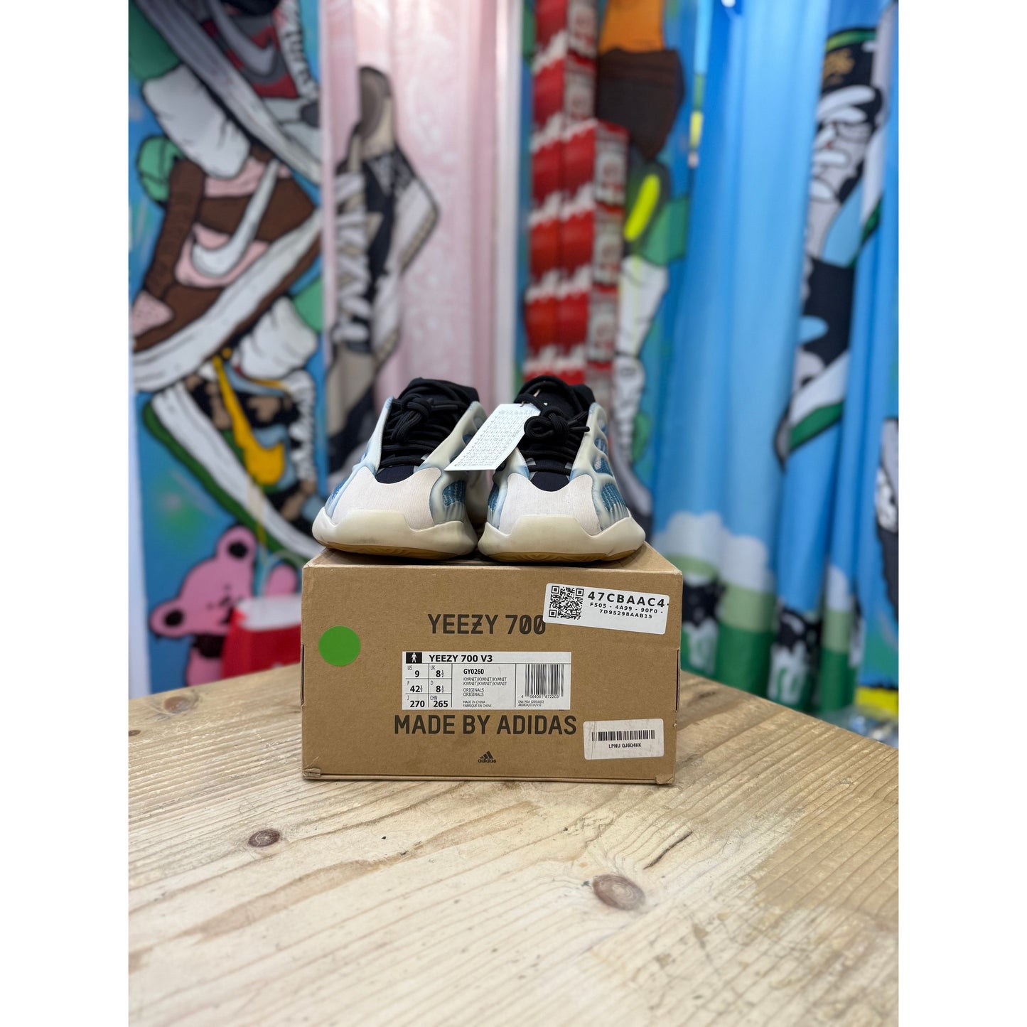 Yeezy Boost 700 V3 Arzareth UK8.5