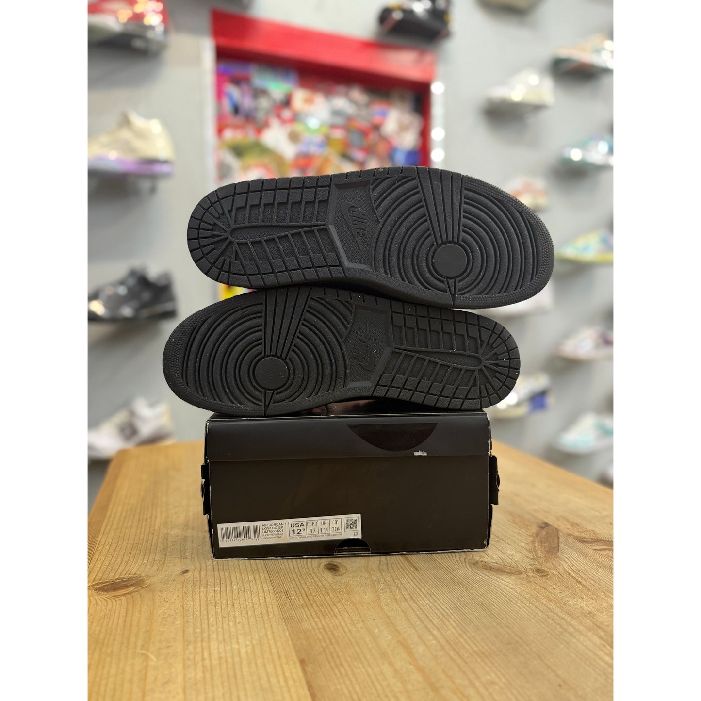 Jordan 1 Retro Low OG SP Travis Scott Black Phantom UK 11.5