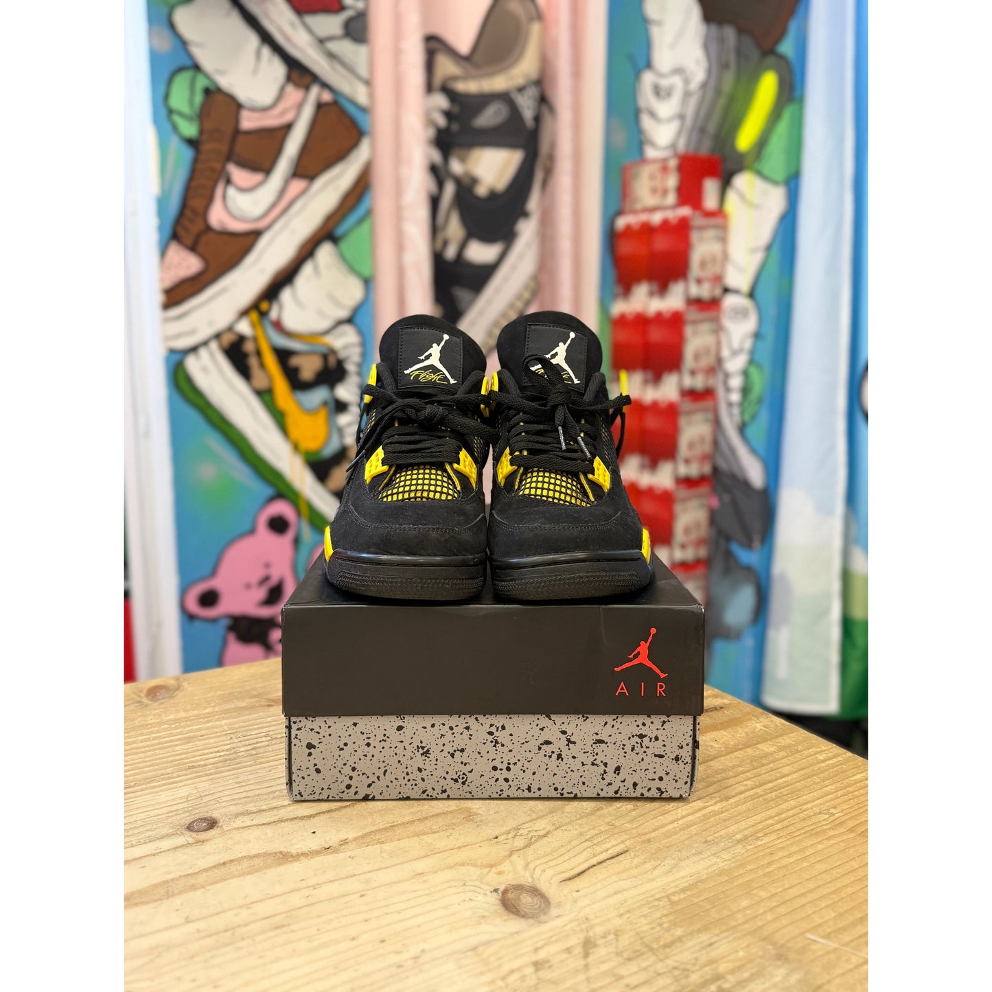 Jordan 4 Yellow Thunder UK9