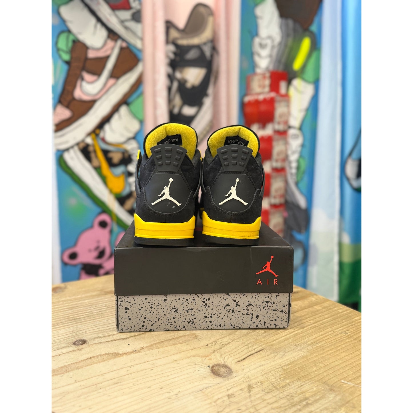 Jordan 4 Yellow Thunder UK9