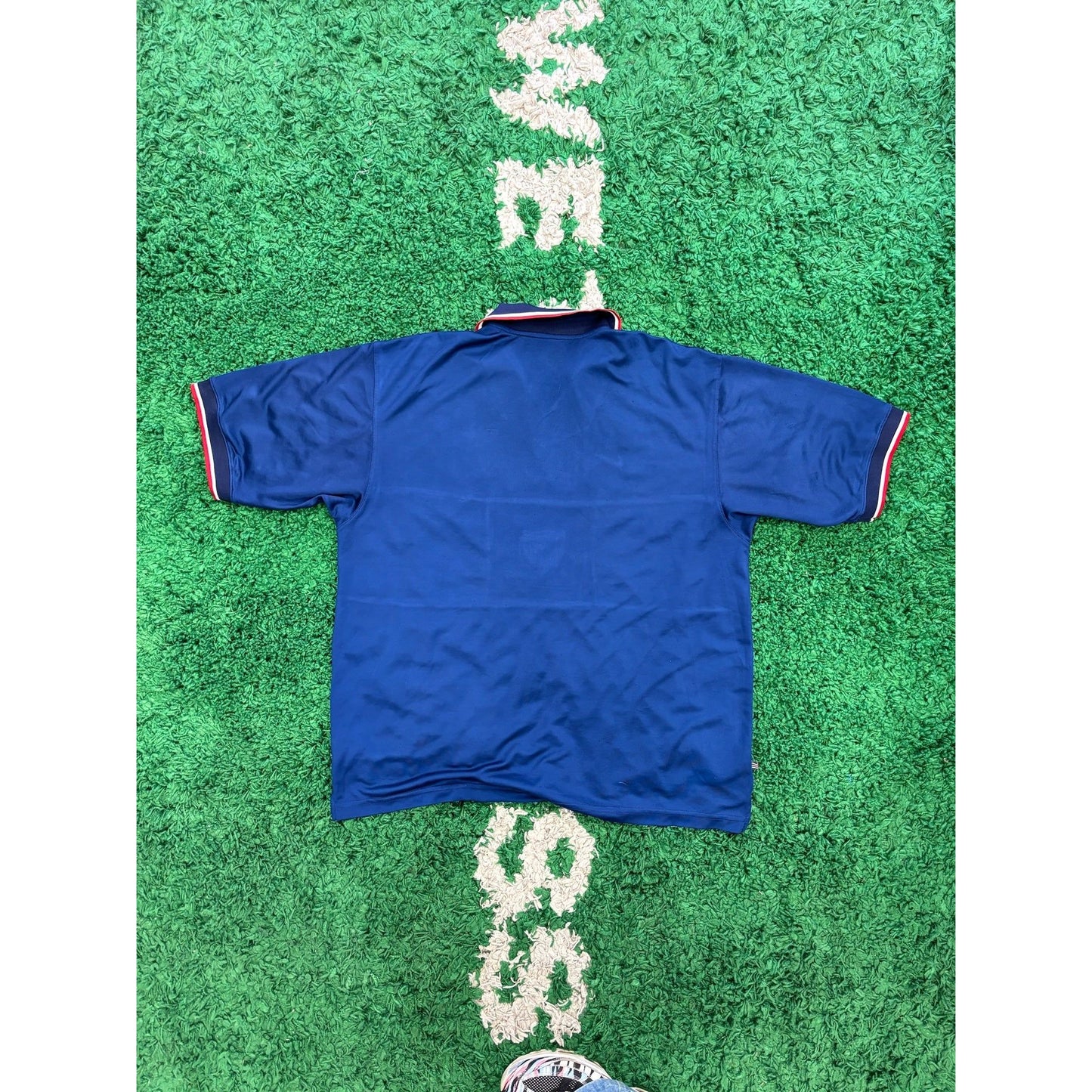 USA Away Shirt 1995/96 L 8/10 by KershKits in . Available at KershKicks for £65.00. A must-have for fans of KershKits looking to elevate their style with this Kits.