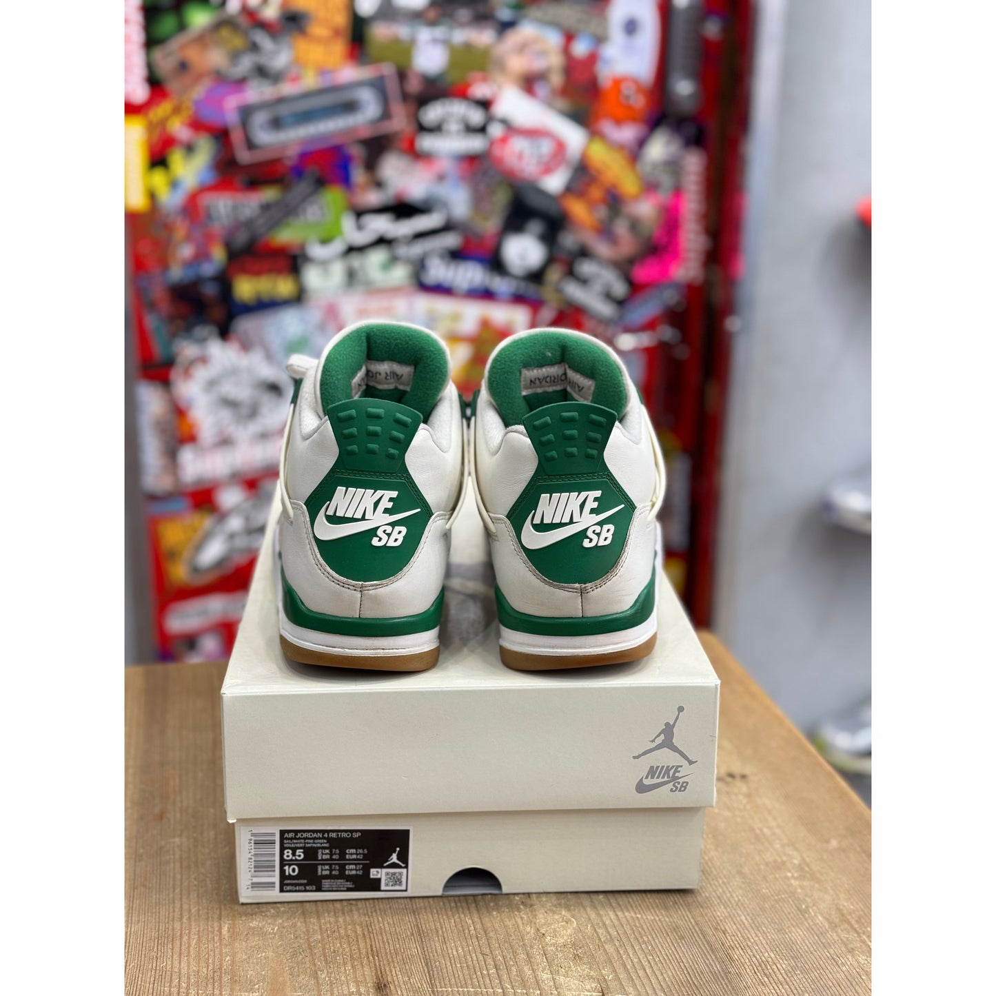 Jordan 4 Retro SB Pine Green UK 7.5