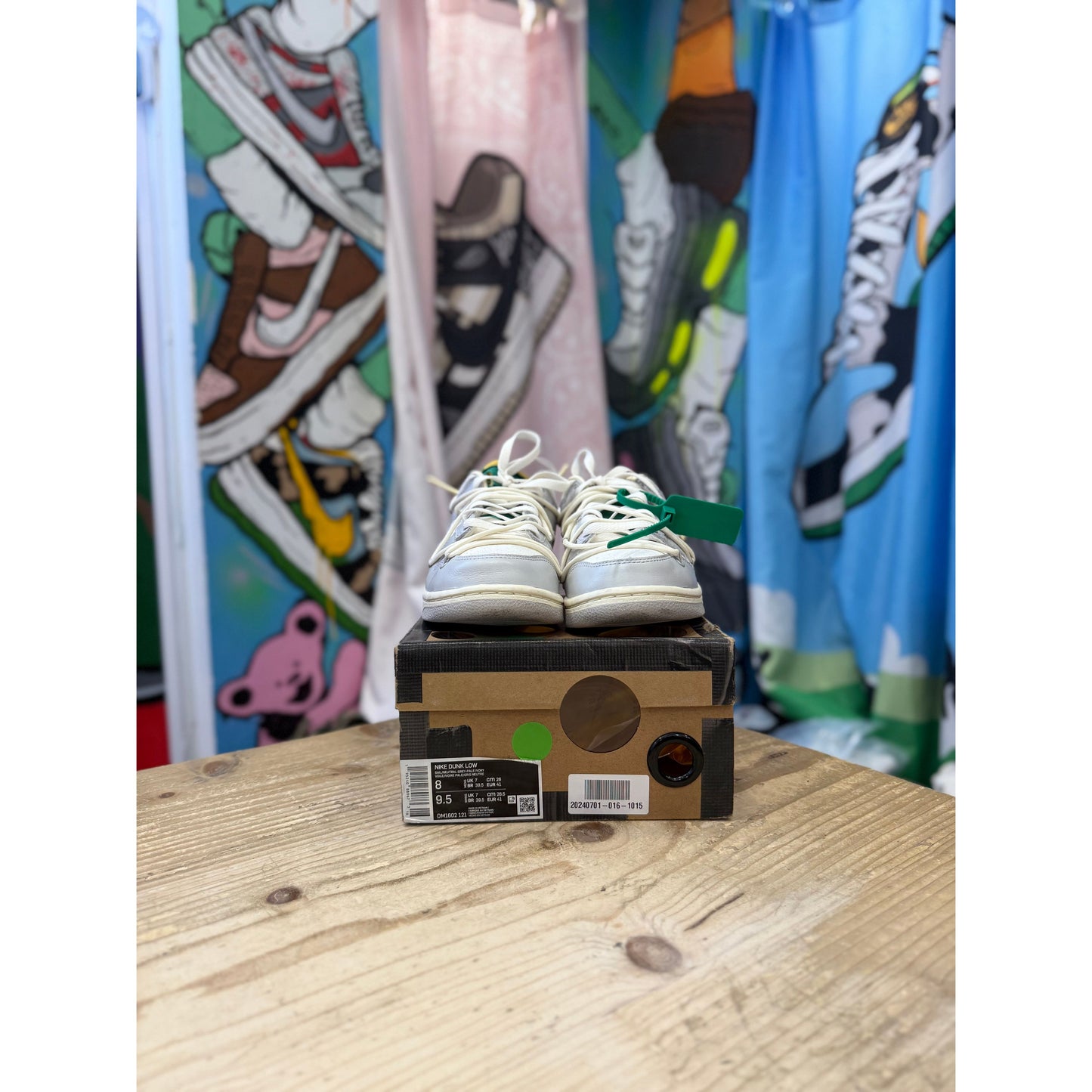 Nike Dunk Low Off White LOT 25 UK7