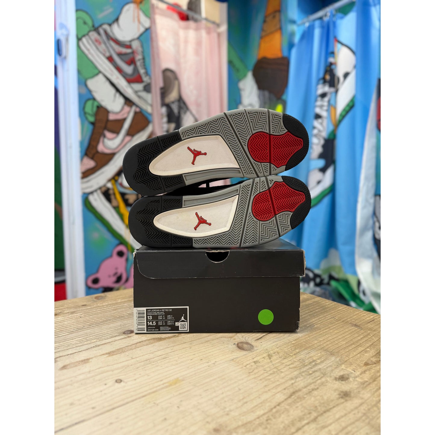 Jordan 4 Black Canvas UK12