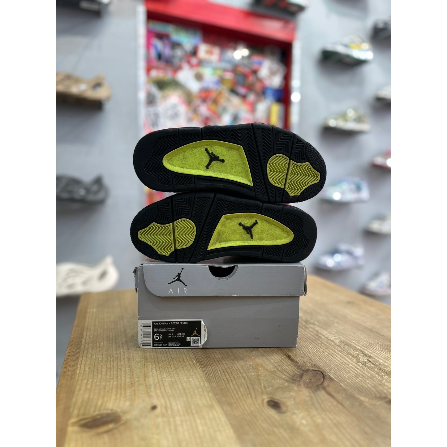 Jordan 4 Retro SE 95 Neon (GS) UK 6