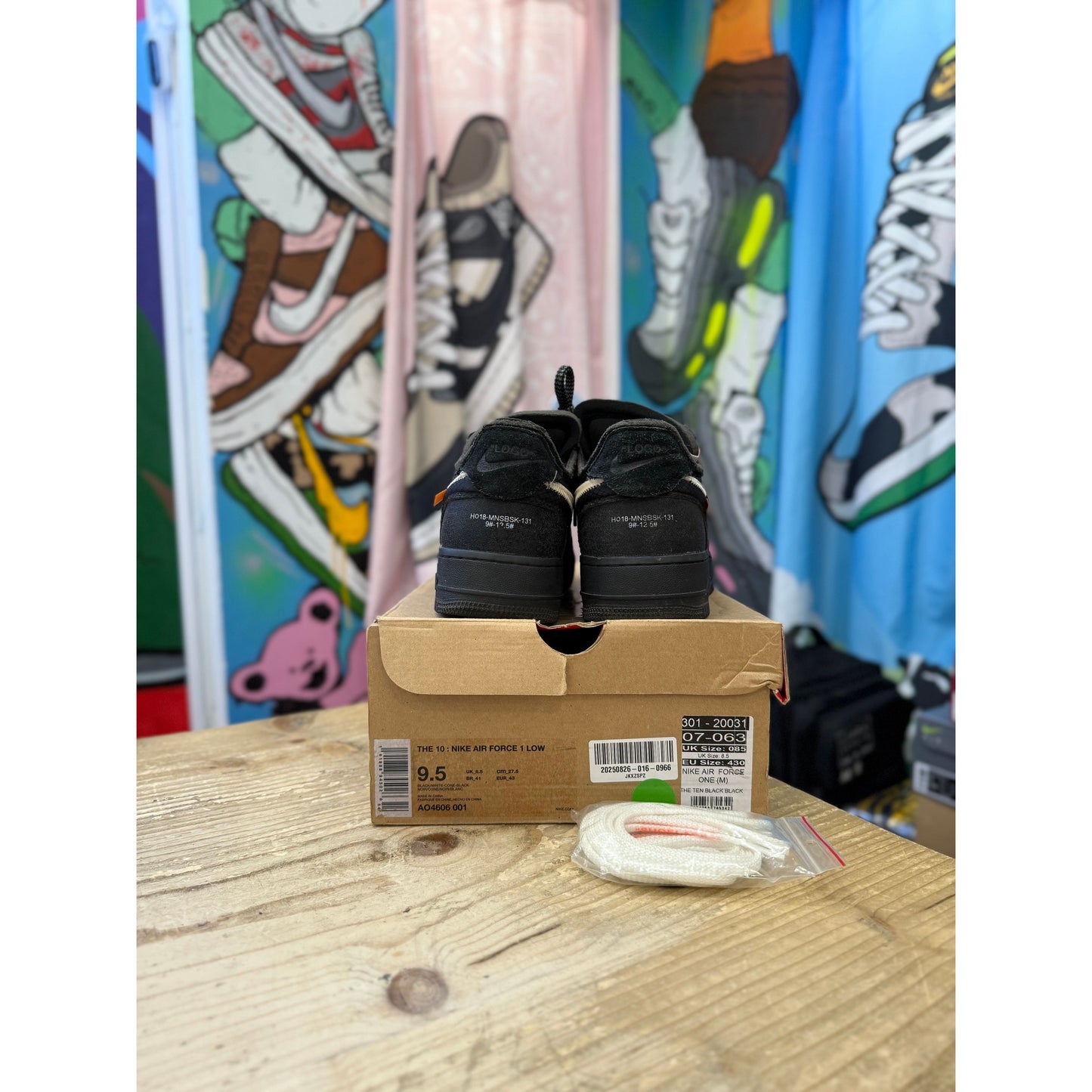 Nike Air Force 1 Low Off-White Black White UK 8.5