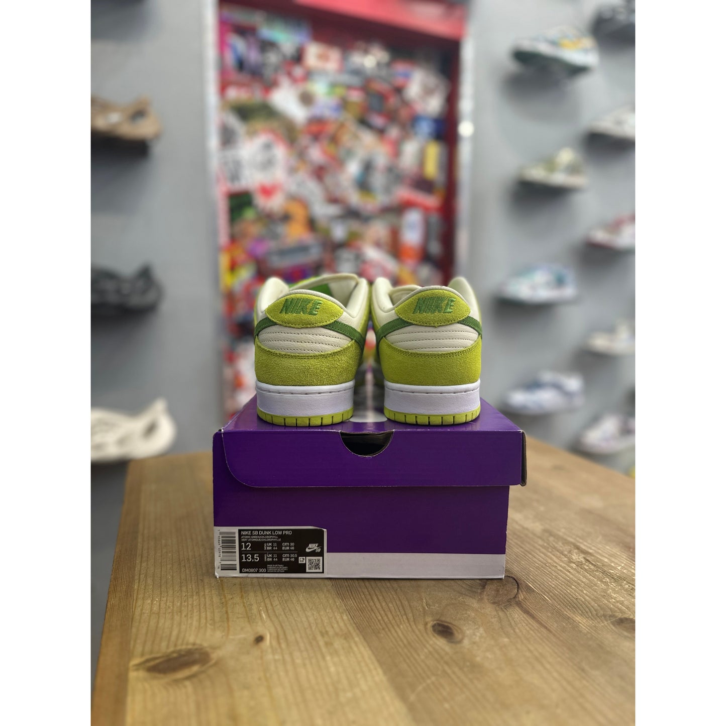 Nike SB Dunk Low Green Apple UK 11