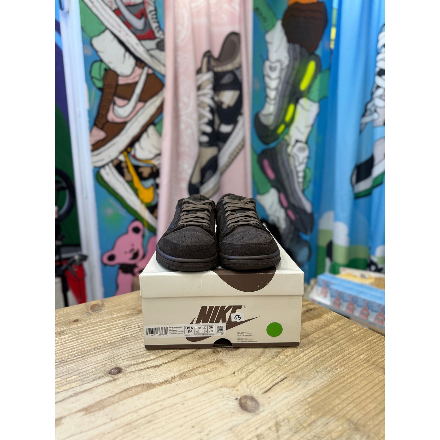 Jordan 1 Low Travis Scott Velvet Brown UK 8.5