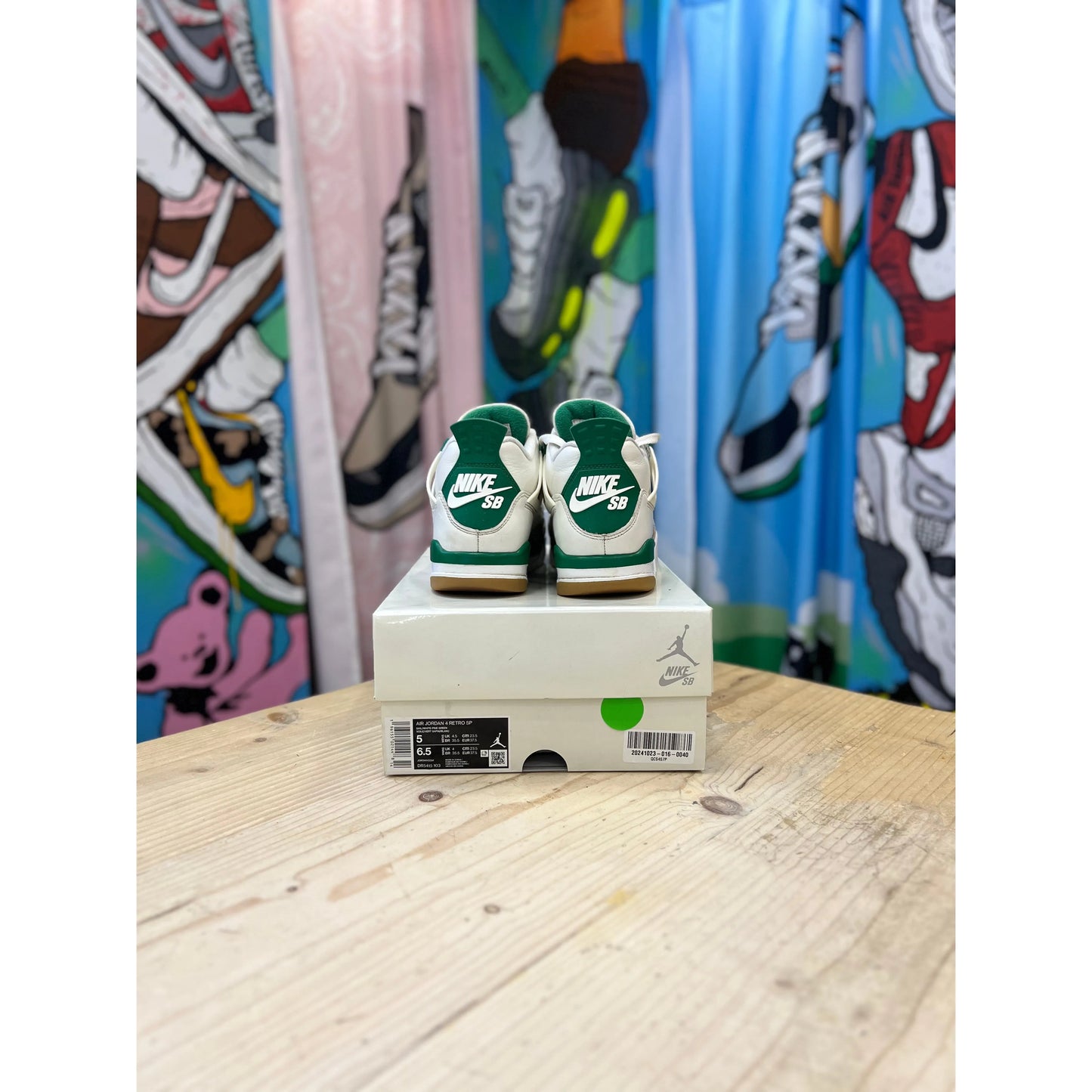 Jordan 4 SB Pine Green UK 4.5