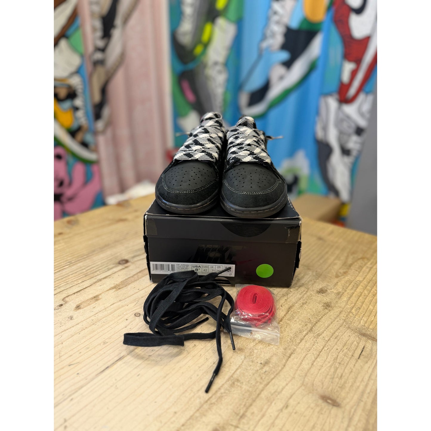 Jordan 1 Low Travis Scott Phantom Black UK7.5