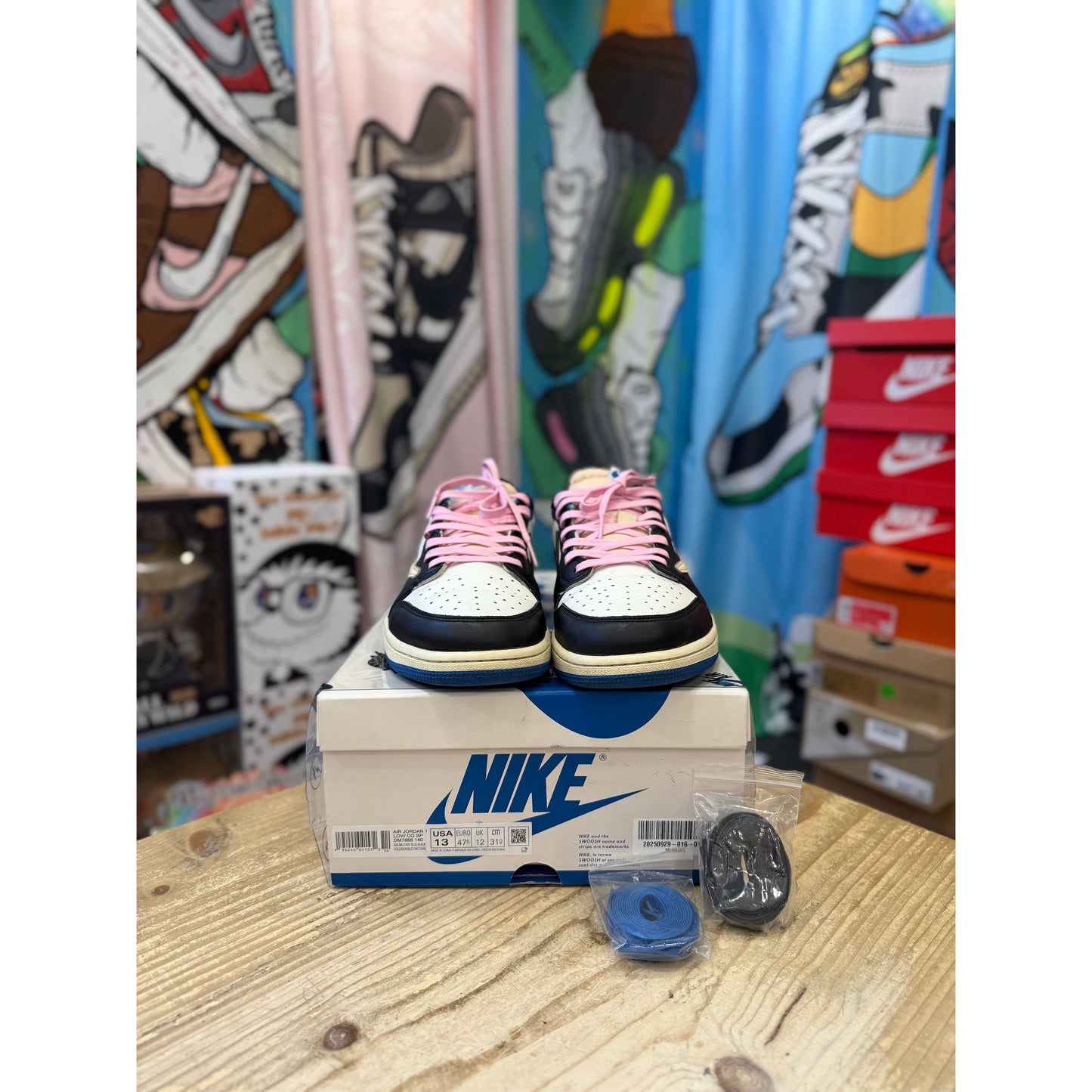 Jordan 1 Low Travis Scott Fragment UK 12