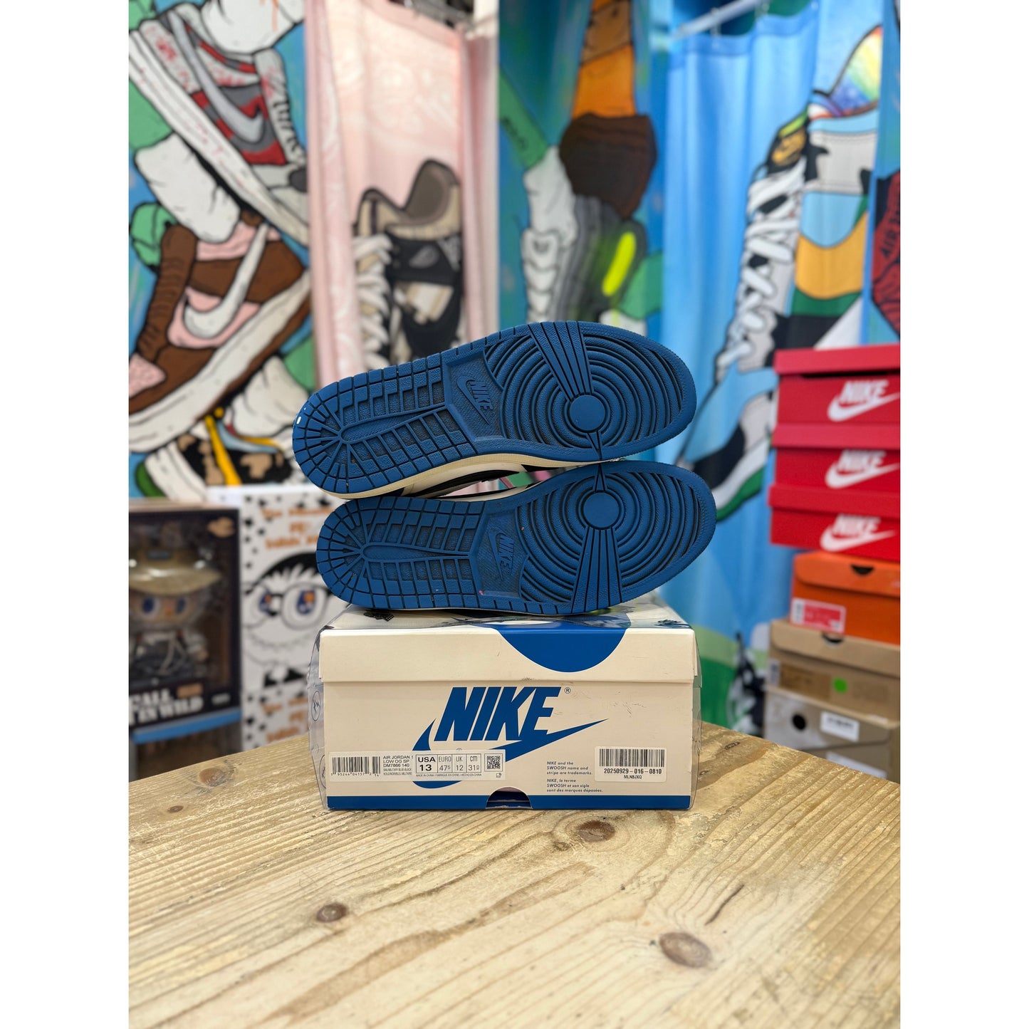 Jordan 1 Low Travis Scott Fragment UK 12