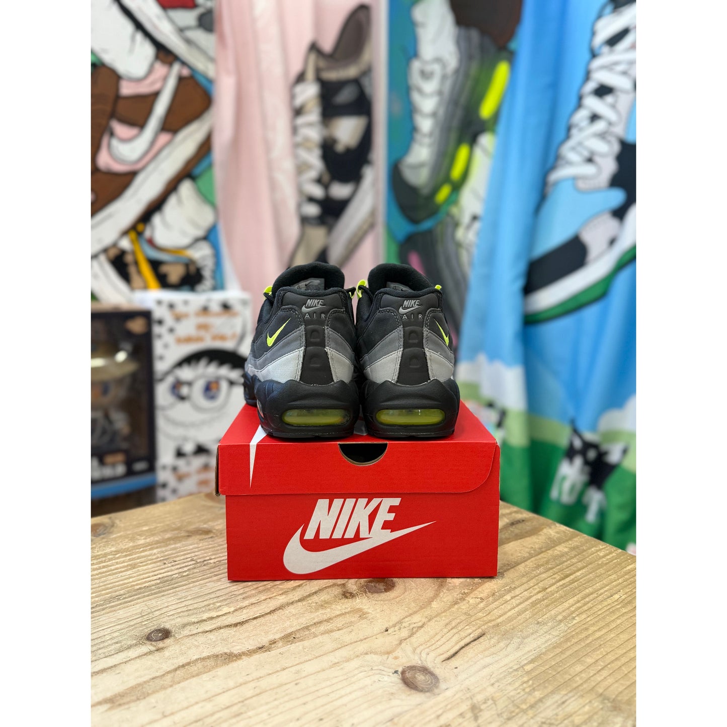 Nike Air Max 95 Reverse Neon UK 8.5