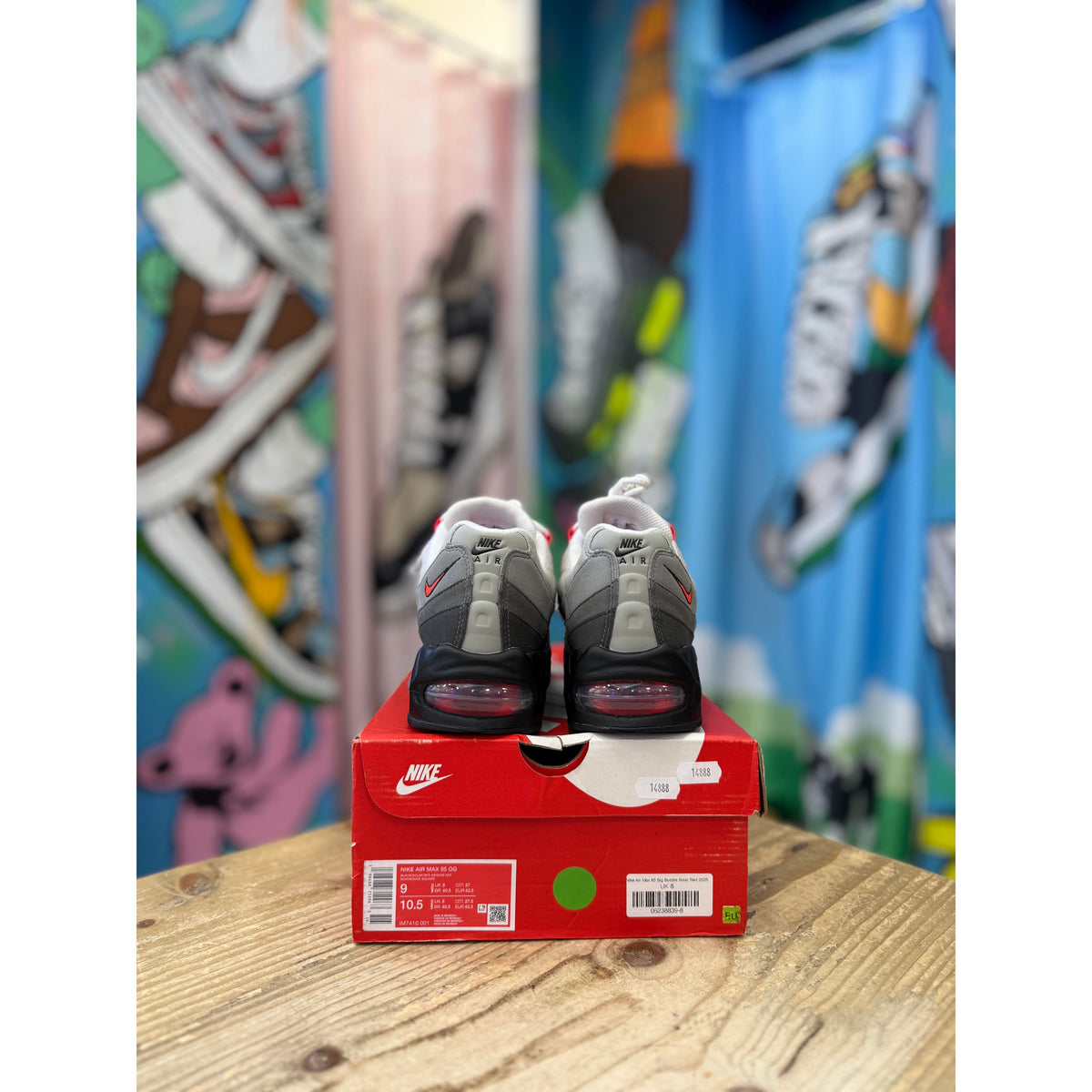 Air Max 95 Solar Red UK8