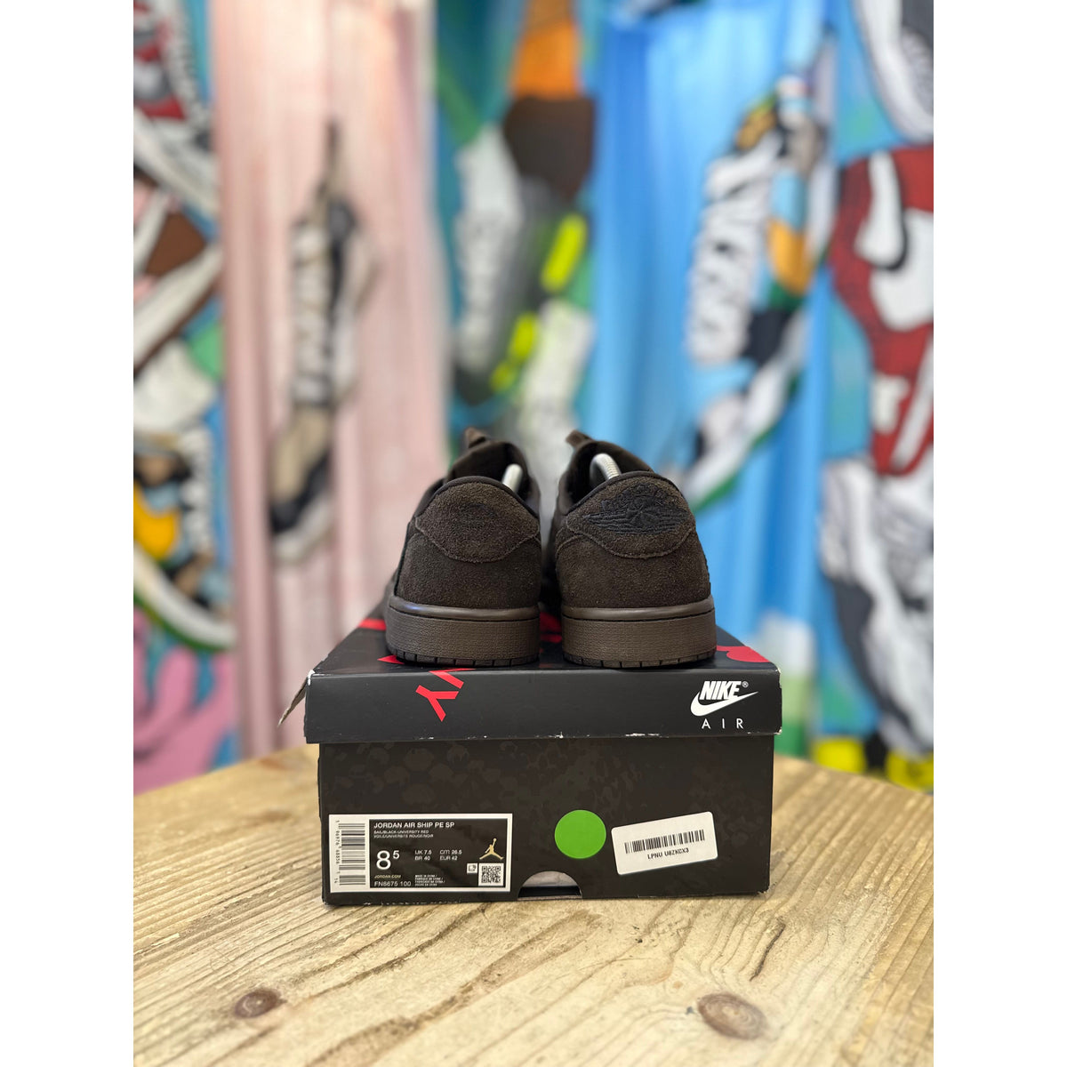 Jordan 1 Low Travis Scott Velvet Brown UK8