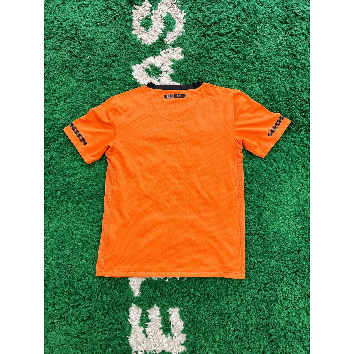 2010-11 Netherlands Home Shirt L BOYS by KershKits in Clothing. Available at KershKicks for £35.00. A must-have for fans of KershKits looking to elevate their style with this Kits.