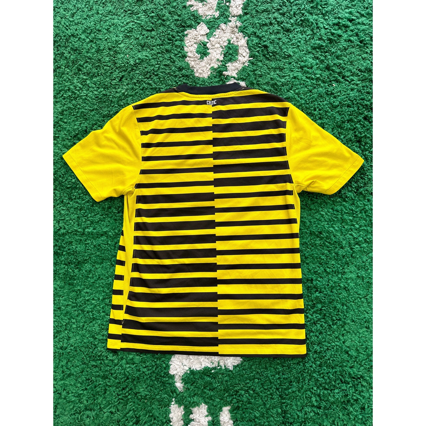 2011-12 Celtic Nike Third Shirt S by KershKits in Clothing. Available at KershKicks for £50.00. A must-have for fans of KershKits looking to elevate their style with this Kits.