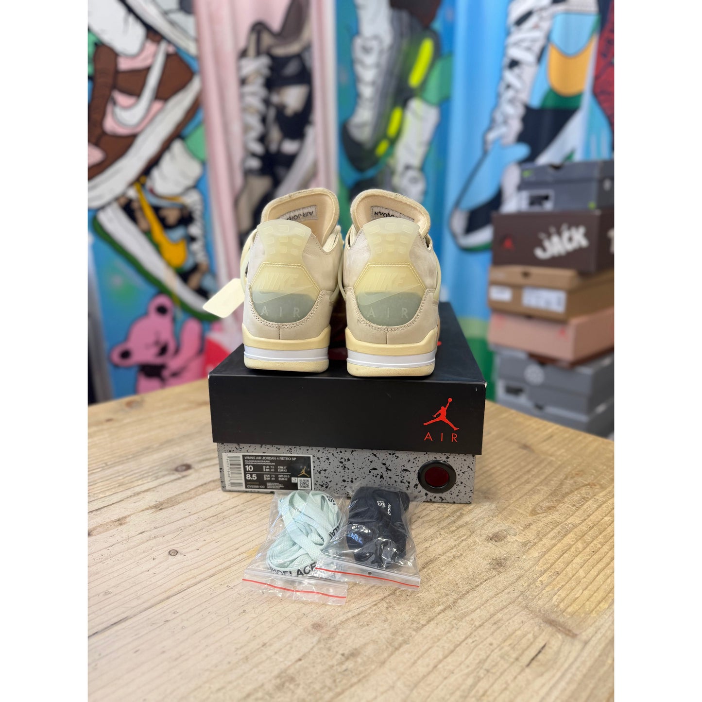 Jordan 4 Off White Sail UK7.5