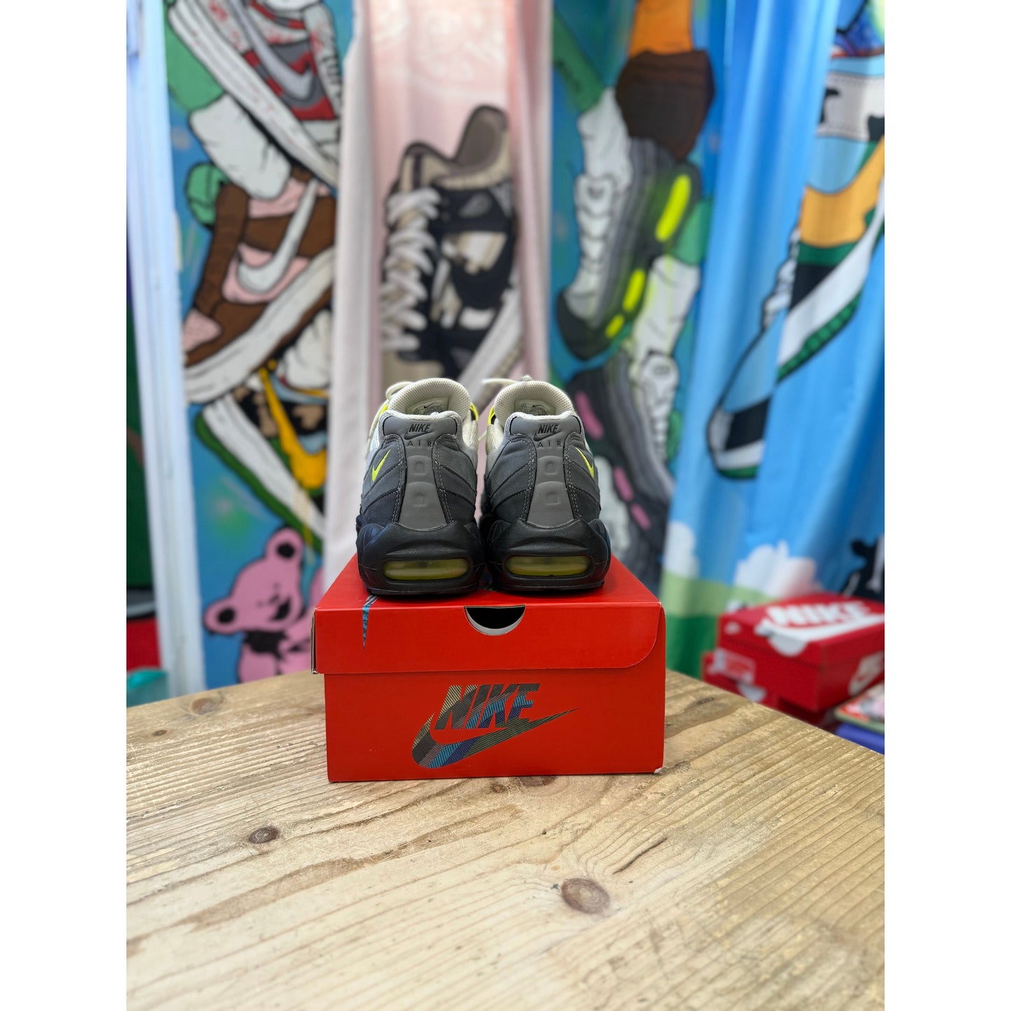 Nike Air Max 95 Neon UK 9.5