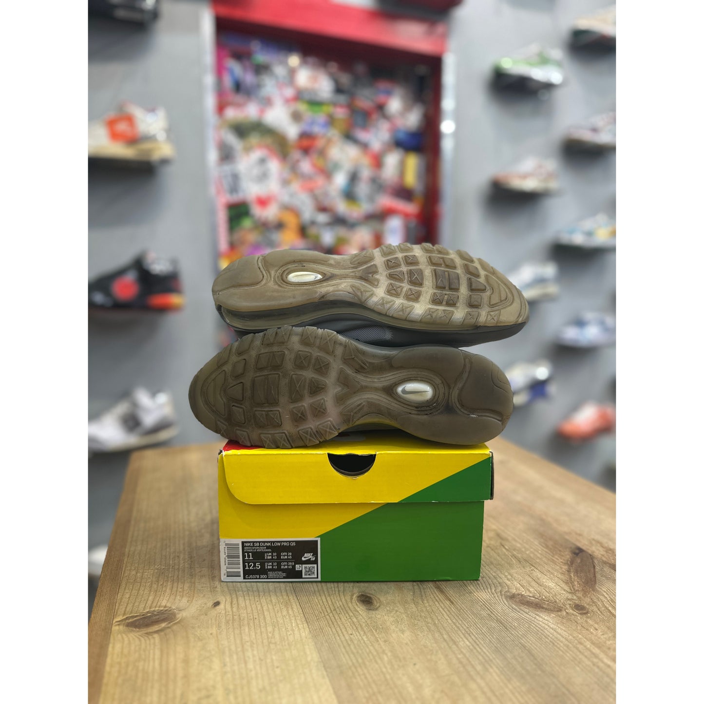 Nike Air Max 97 Off-White Menta UK 8