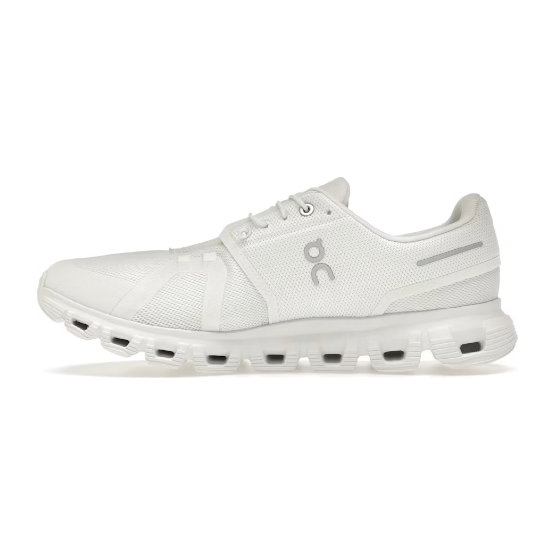 On Running Cloud 6 All White