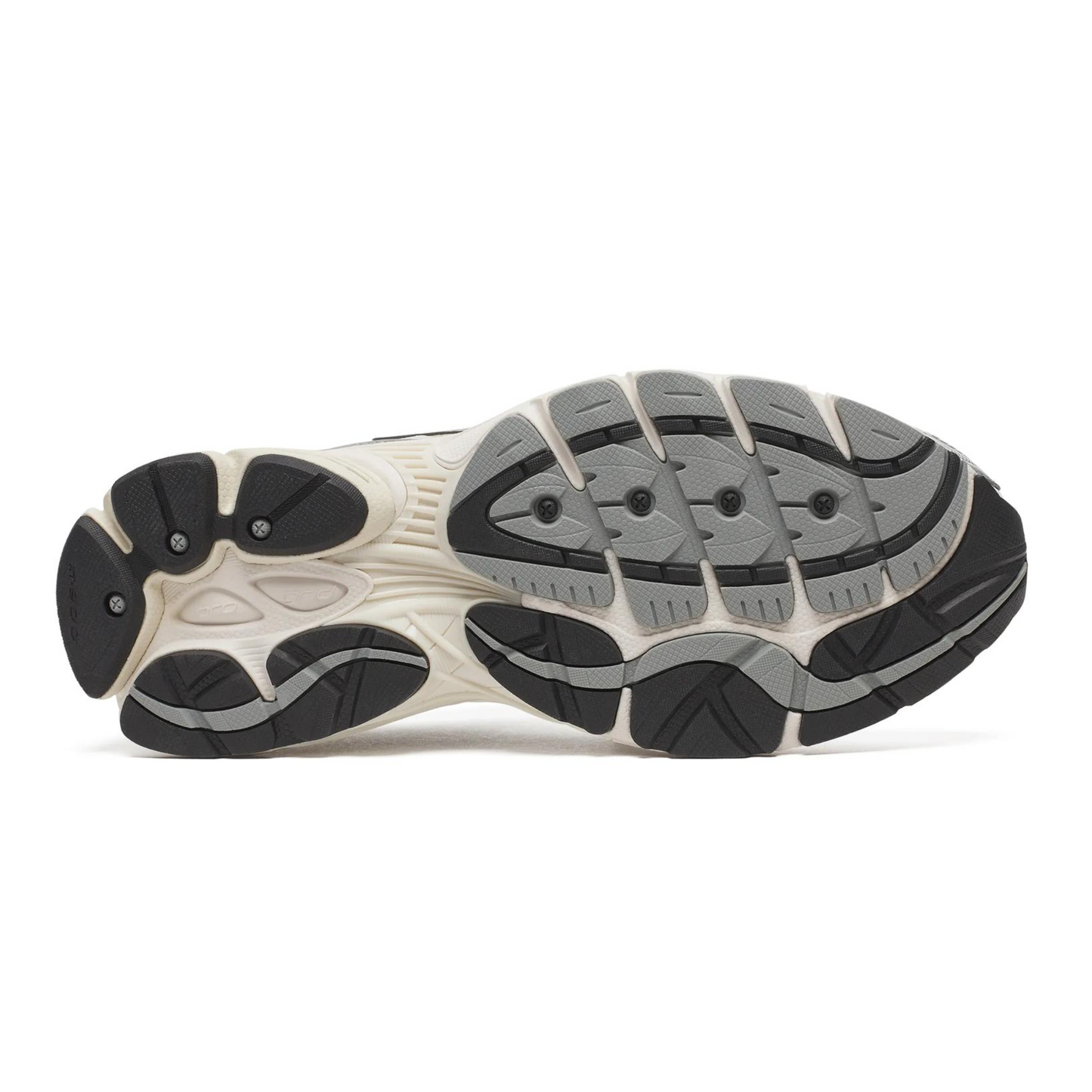 Saucony ProGrid Omni 9 White Silver