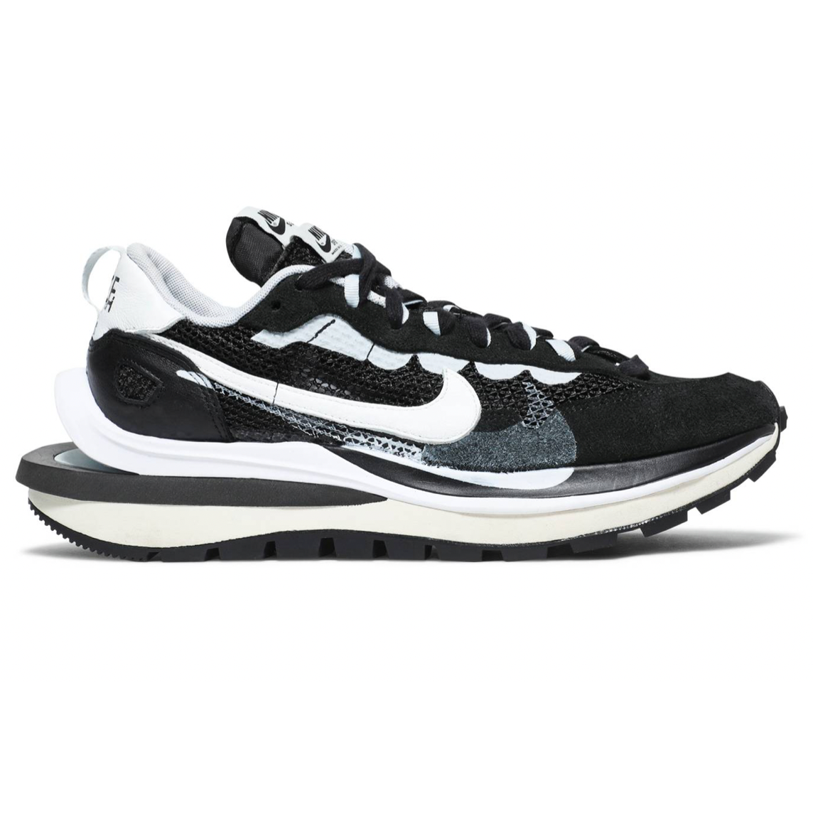 Nike sales per sacai