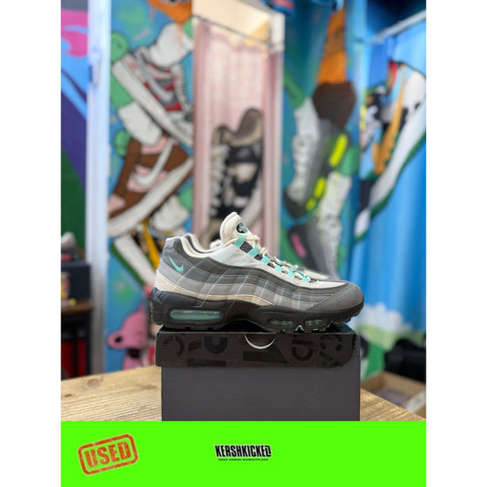 Nike Air Max 95 Hyper Turquoise UK9