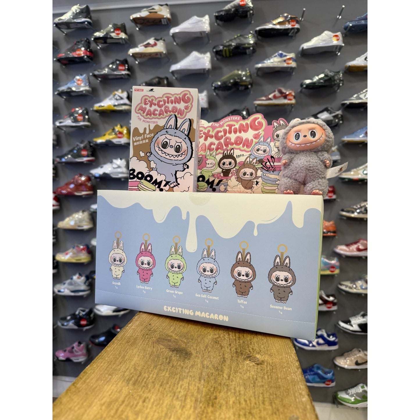 THE MONSTERS - Exciting Macaron Labubu Blind Box