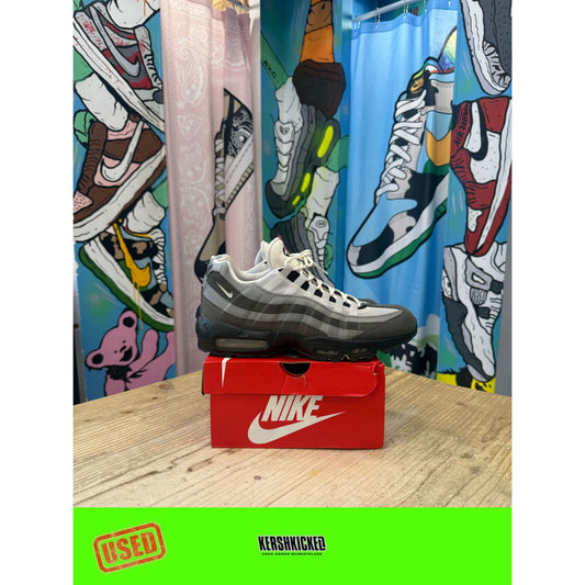Nike Air Max 95 Grey Jewel  UK10.5