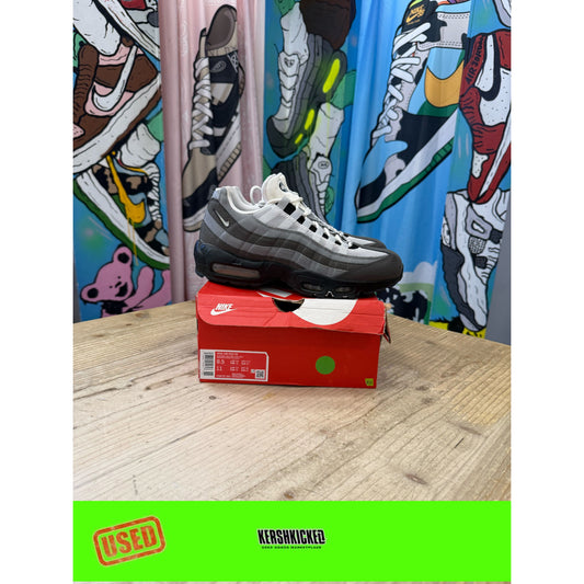 Nike Air Max 95 Grey Jewel UK8.5
