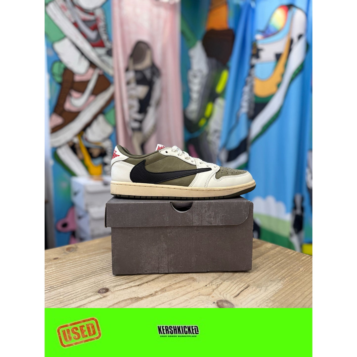 Jordan 1 Travis Scott Medium Olive UK 8.5