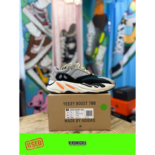 Yeezy 700 Waverunner uk 7.5.
