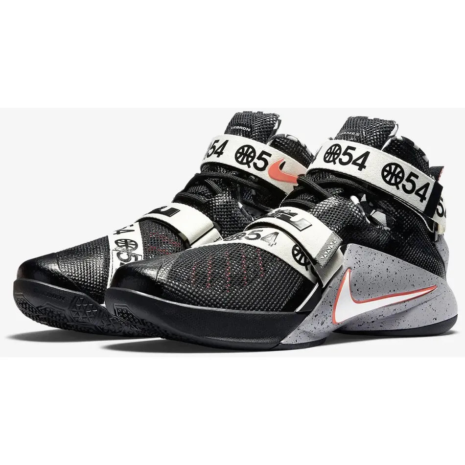 Nike LeBron Solider 9Quai 54