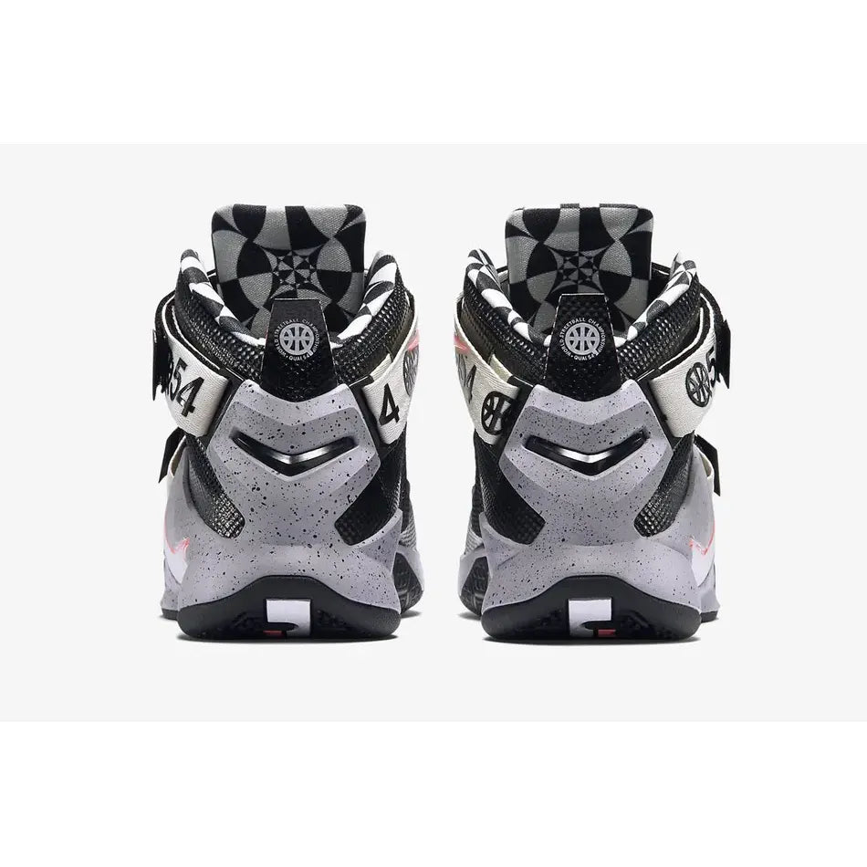 Nike LeBron Solider 9Quai 54