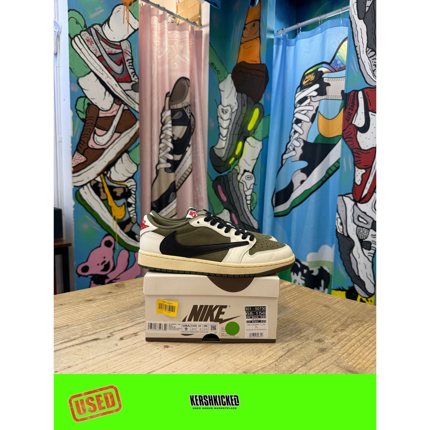 Jordan 1 Low Travis Scott Medium Olive UK8