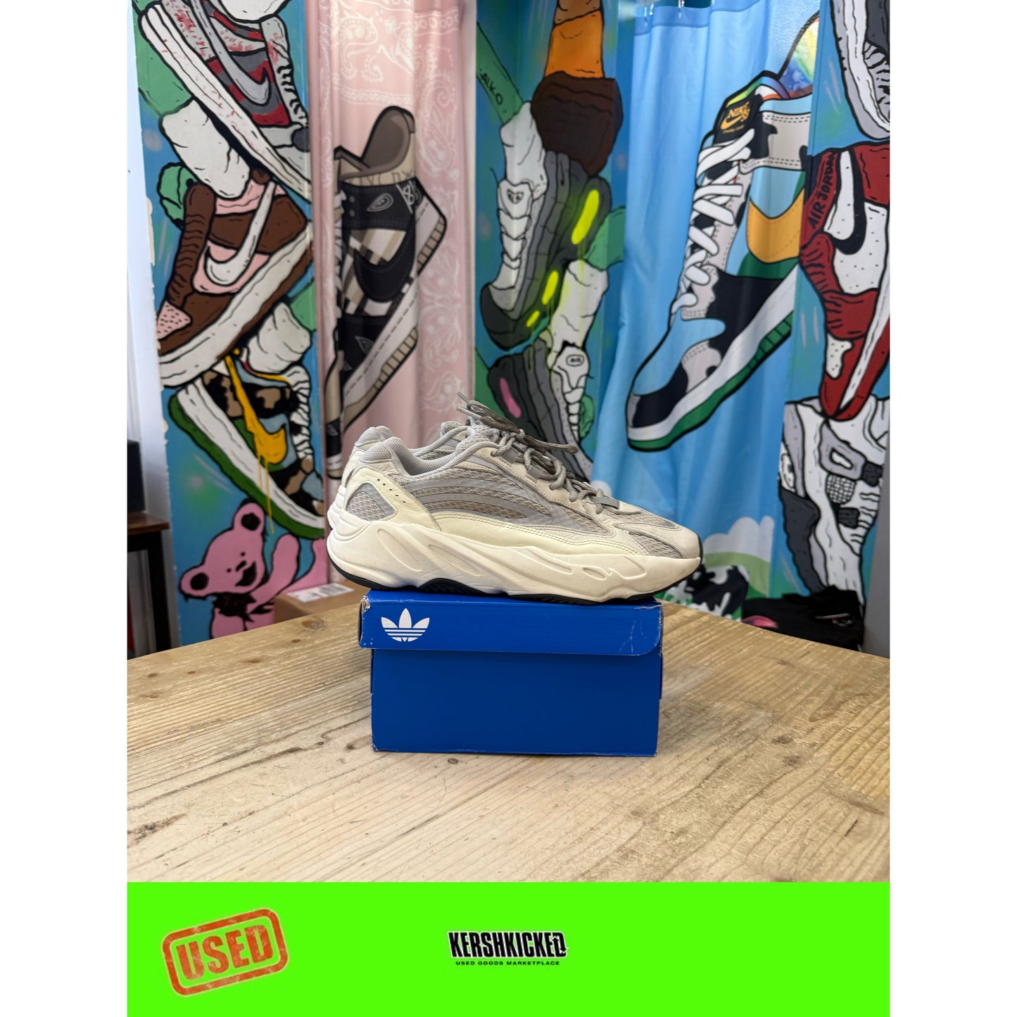 Adidas Yeezy 700 V2 Static UK10