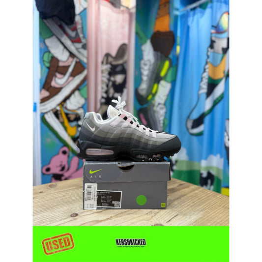 Air Max 95 Pink Foam Big Bubble UK7