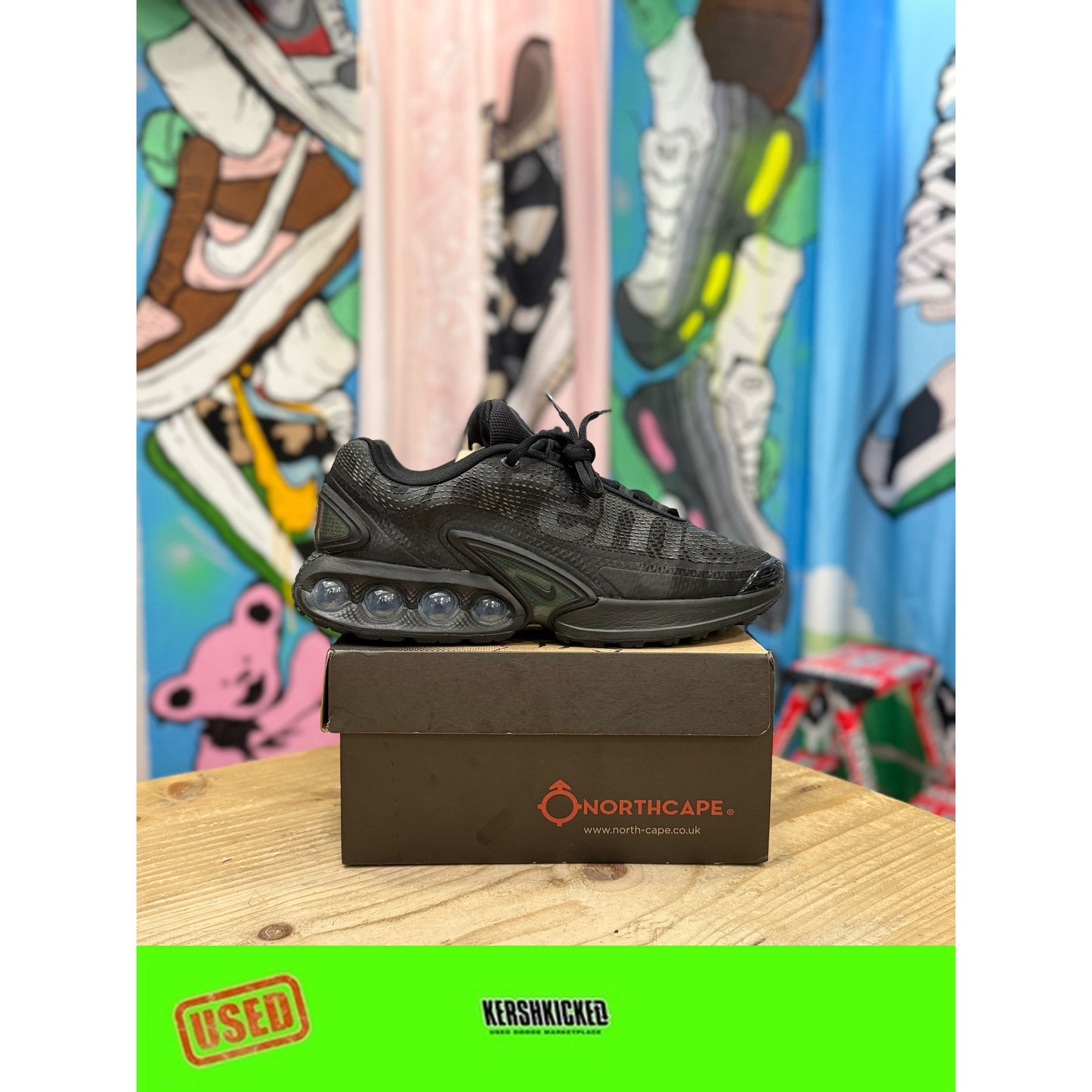 Nike DN Supreme Black UK8